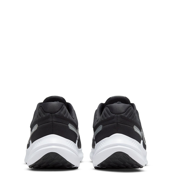 Nike Men's Quest 5