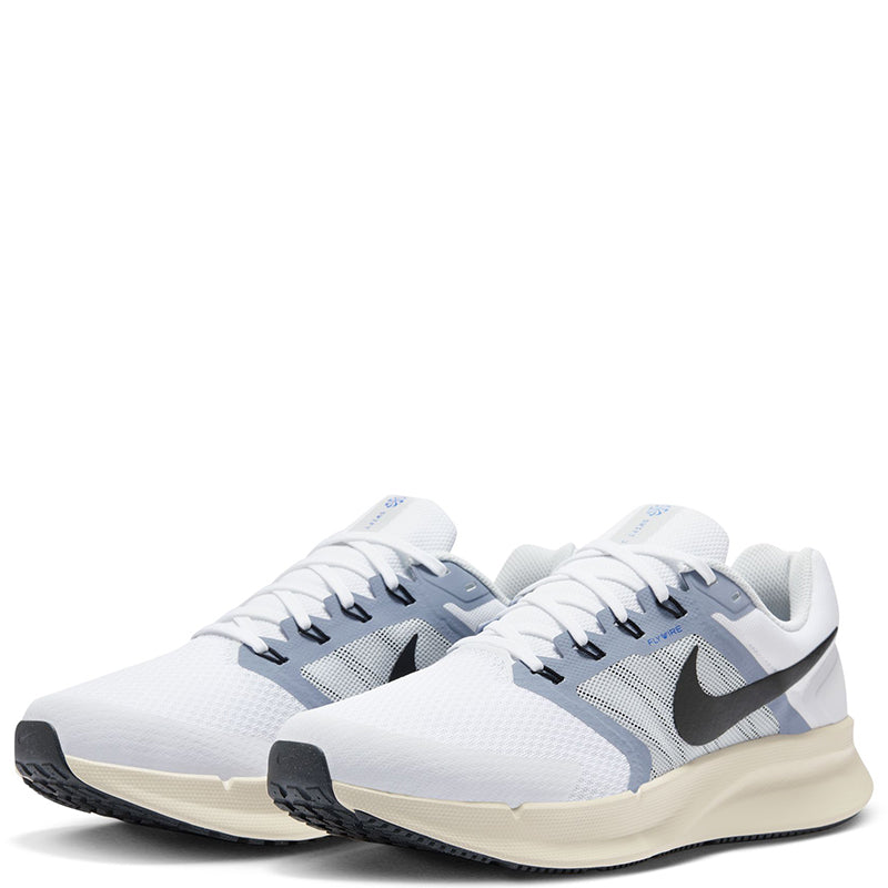 Nike Men's Run Swift 3