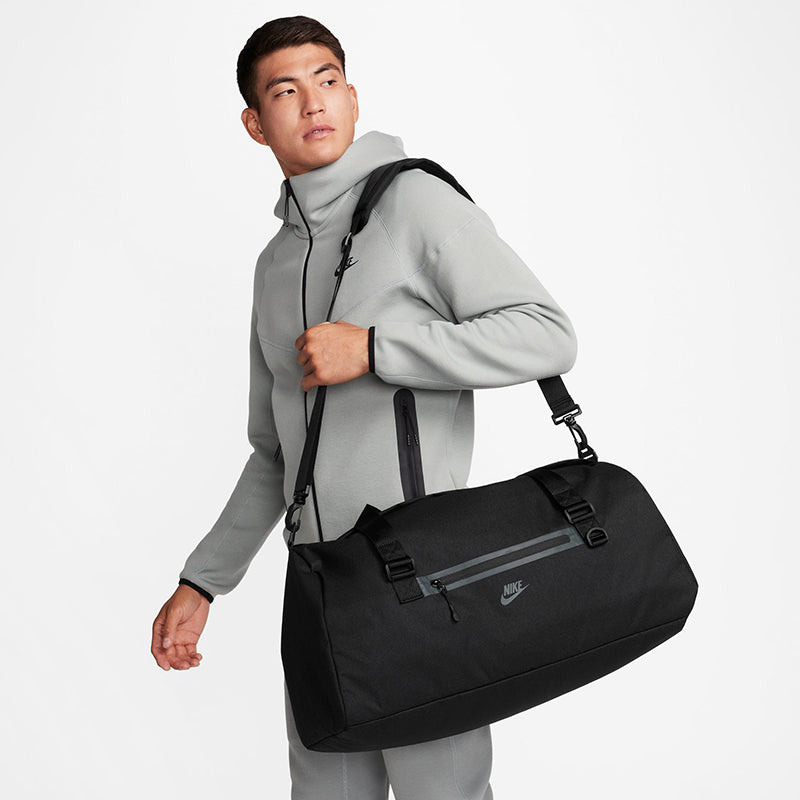 Nike Unisex Elemental Premium Duffel Bag (45L)