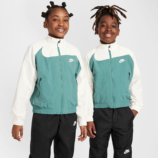 Nike Youth Sportswear Amplify Woven Full-Zip Jacket