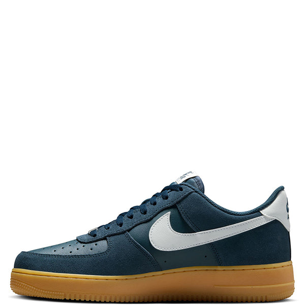 Nike Men's Air Force 1 '07 LV8