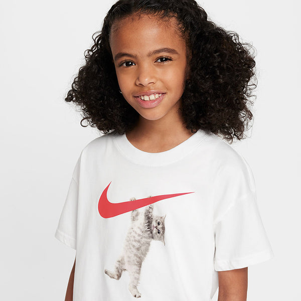 Nike Girl's Sportswear T-Shirt (Big Kid's)