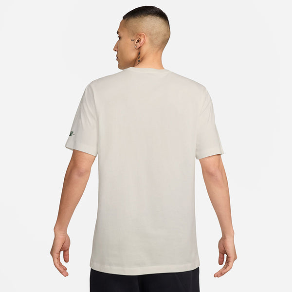 Nike Men's Sportswear Club T-Shirt