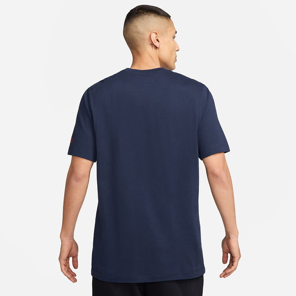 Nike Men's Sportswear Club T-Shirt